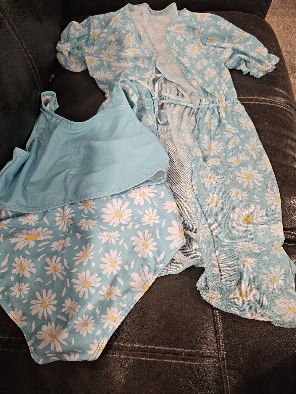 Aqua Kids Daisy Print Two Piece Swimsuit With Matching Cover-Up Size 12 Girls - Picture 5 of 7